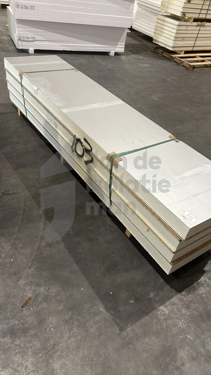 Outletpartij 103 B-keus PIR + OSB 2600x600x90+18mm T&G Rd:4.09 (=6,24 m²)