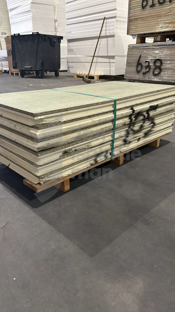 Outletpartij 105 B-keus PIR + Spano 1200x600x40+12mm T&G Rd:1.81 (=4,32 m²)